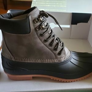 Tommy Hilfiger Gray Duck Boots New!  sz 9